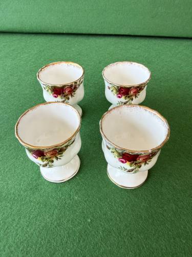 Antika İngiliz Porselen Royal Albert Old Country Roses Bone China Yumurtalık 5cm 4 Adet - 0
