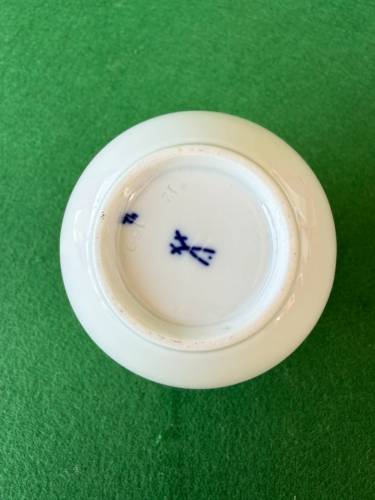 Antika Meissen Alman Sütlük Sosluk Yeşil Yapraklı 8 cm - 2