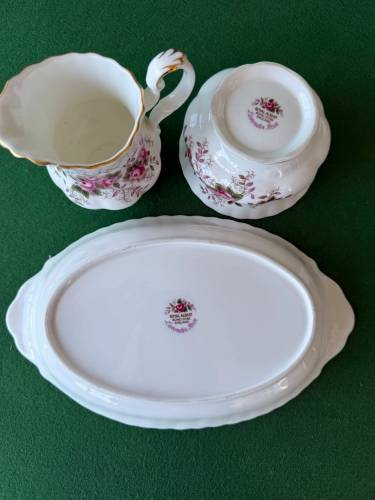 Antika Royal Albert Lavender Rose Bone China 3'lü Set - 3