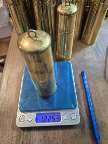 Antika Saat Ağırliğı 1225gr Aralığındadır. Dönem Ürünüdür. . Hollanda Alman Saatlerinde kullanılır Takım 2 adet Fiyatı - 0