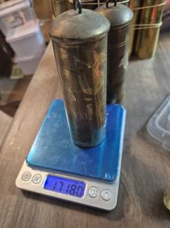 Antika Saat Ağırliğı 1720gr Aralığındadır. Dönem Ürünüdür. . Hollanda Alman Saatlerinde kullanılır Takım 2 adet Fiyatı