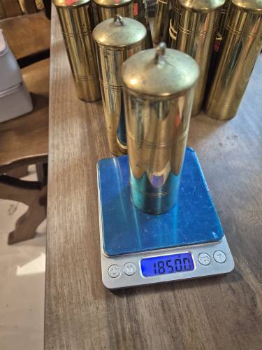 Antika Saat Ağırliğı 1850gr Aralığındadır. Dönem Ürünüdür. . Hollanda Alman Saatlerinde kullanılır Takım 2 adet Fiyatı - 0